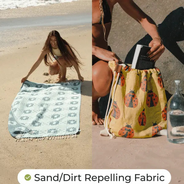 2-in-1 Beach Towel Bag – Sand-Free Travel Tote